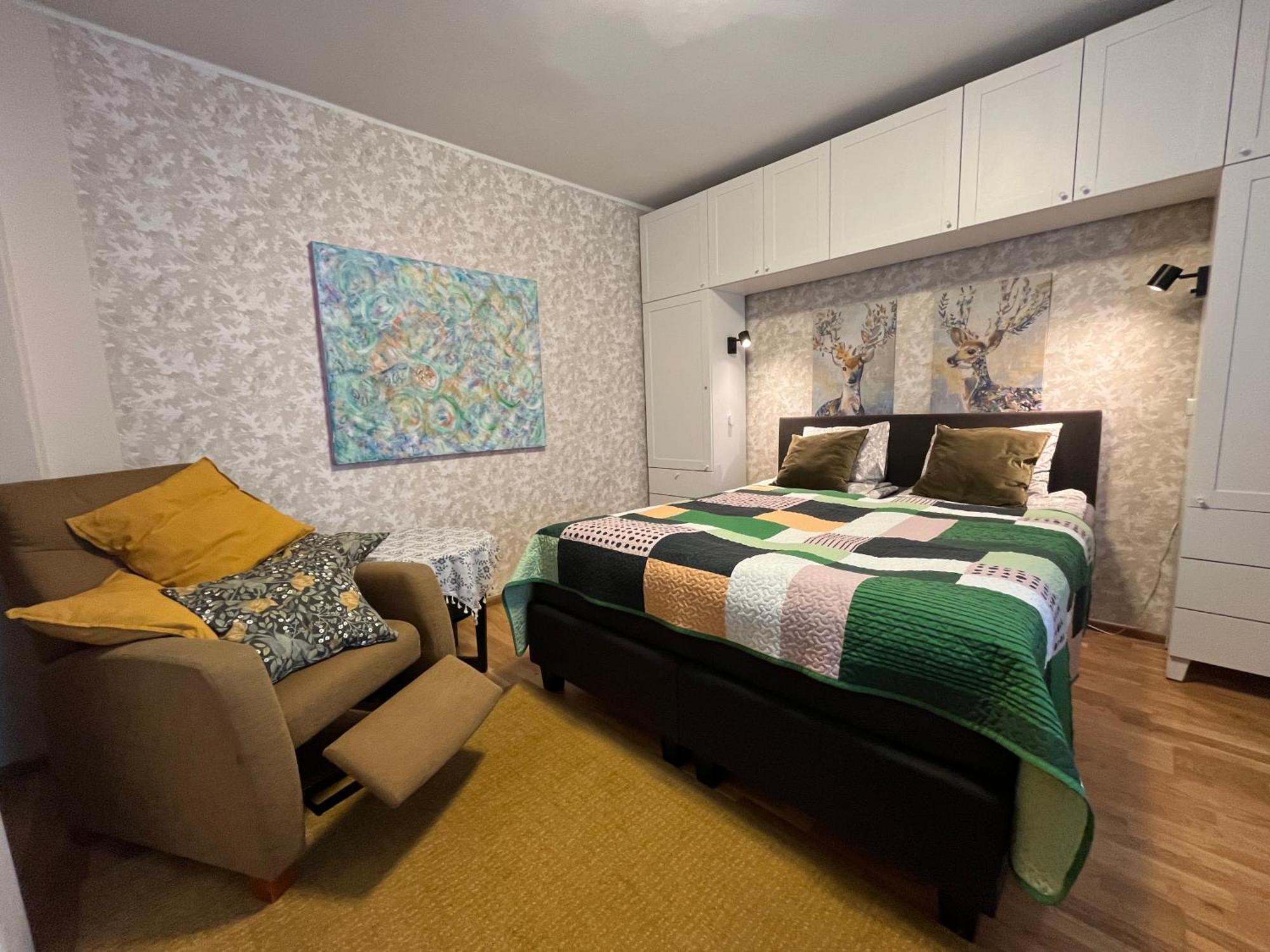 Karlovaidyll 7 - Homey Apartment With Free Parking! Tartu Esterno foto